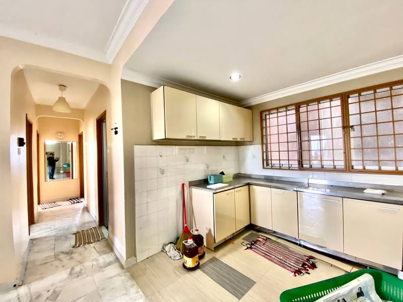 Condominium for Sale at Sri Angsana Hilir - Azmi . - PropertyGuru.com.my