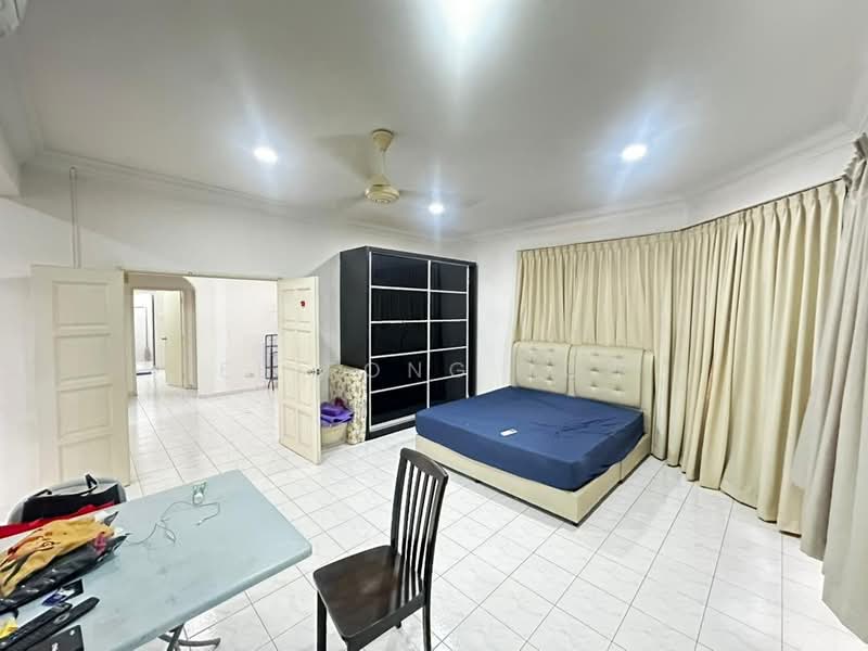 Semi-Detached House for Sale in Taman Skudai Baru (Skudai) - Ee Fong Toh - Bedroom - PropertyGuru.com.my