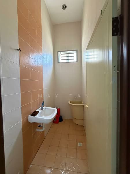 Semi-Detached House for Sale in Taman Kulim Square (Lunas) - May Tan - Bathroom - PropertyGuru.com.my