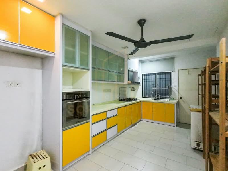 Rumah Teres untuk Dijual di Subang Jaya (Selangor) - Mohd Nor Fahmi - Kitchen - PropertyGuru.com.my