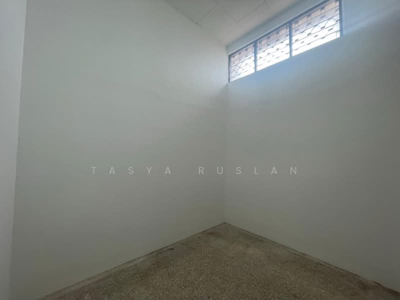 1-storey Terraced House for Sale in Taman Desa Rhu (Sikamat) - Tasya Ruslan - Interior - PropertyGuru.com.my