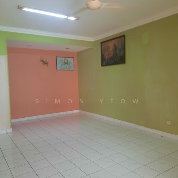 2-storey Terraced House for Sale in Rawang Perdana 2 (Rawang) - Simon Yeow - Living Room - PropertyGuru.com.my