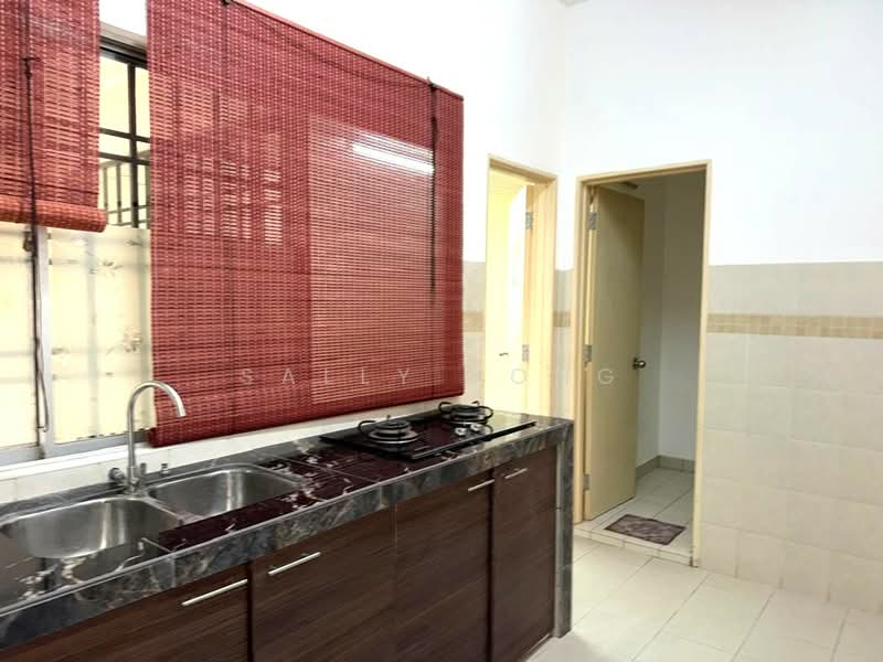 Semi-Detached House for Sale in Setia Alam (Selangor) - Sally Yong - Kitchen - PropertyGuru.com.my