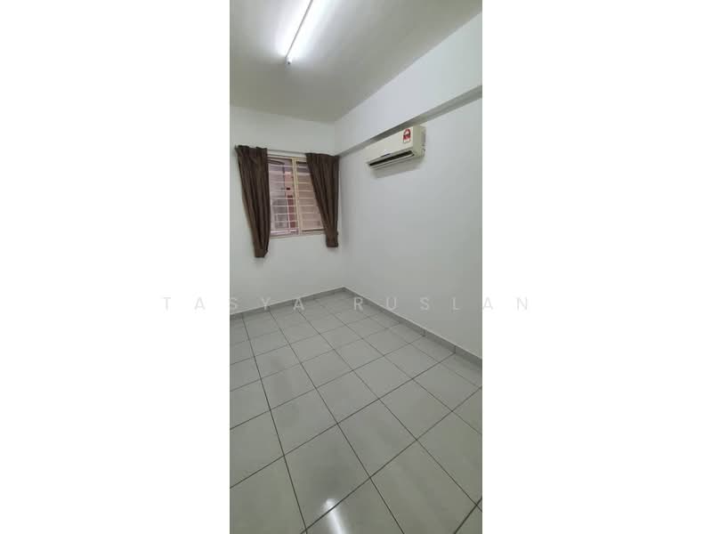 Pangsapuri untuk Dijual di The Residence 1 @ Tiara South - Tasya Ruslan - Interior - PropertyGuru.com.my