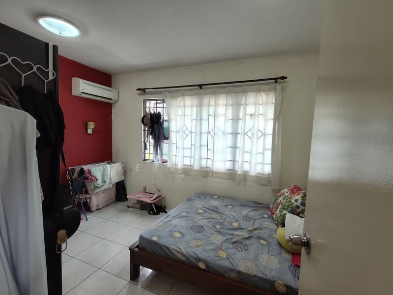 Kondominium untuk Dijual di Bangsar Permai - Kelvin Ng - Bedroom - PropertyGuru.com.my