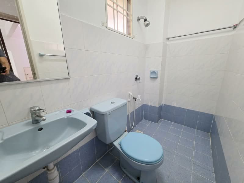 Rumah Teres 2 Tingkat untuk Dijual di Putra Heights (Subang Jaya) - Joseph Chan - Bathroom - PropertyGuru.com.my