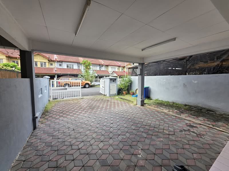 Rumah Teres 2 Tingkat untuk Dijual di Putra Heights (Subang Jaya) - Joseph Chan - Exterior - PropertyGuru.com.my
