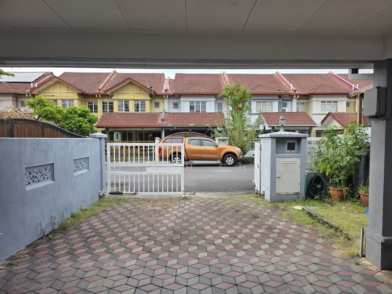 Rumah Teres 2 Tingkat untuk Dijual di Putra Heights (Subang Jaya) - Joseph Chan - Exterior - PropertyGuru.com.my