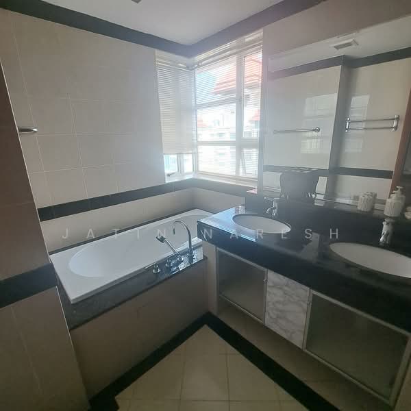 Condominium for Rent at Mont Kiara Aman - Jatin Naresh - Bathroom - PropertyGuru.com.my