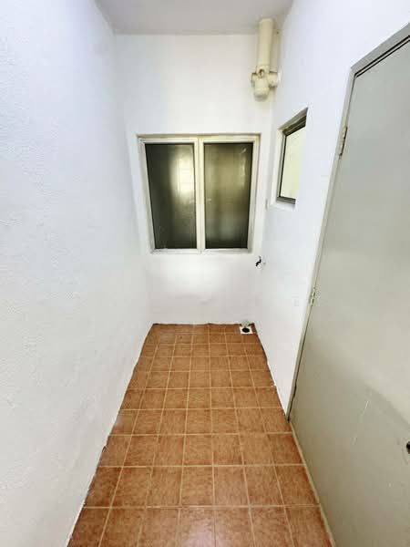 Apartment for Sale at Bayu Villa - Terence Lee - Interior - PropertyGuru.com.my