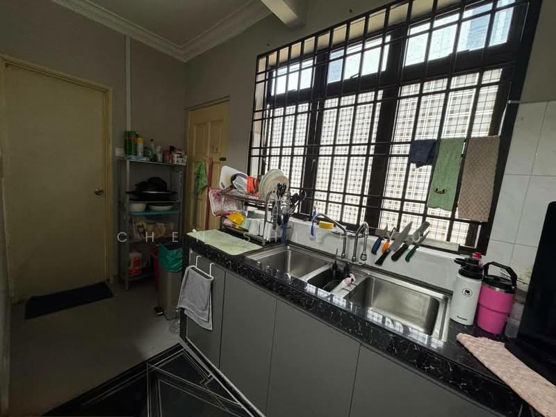 2-storey Terraced House for Sale in Sri Pulai Perdana 2 (Skudai) - Chen Shieh Yu - Kitchen - PropertyGuru.com.my