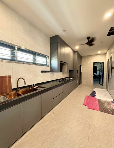 Cluster House for Sale in Ulu Tiram (Johor) - Yap Sin Chen - Kitchen - PropertyGuru.com.my
