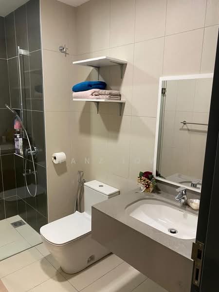 Servis Apartment untuk Disewa di You City 3 - Hanz Low - Bathroom - PropertyGuru.com.my