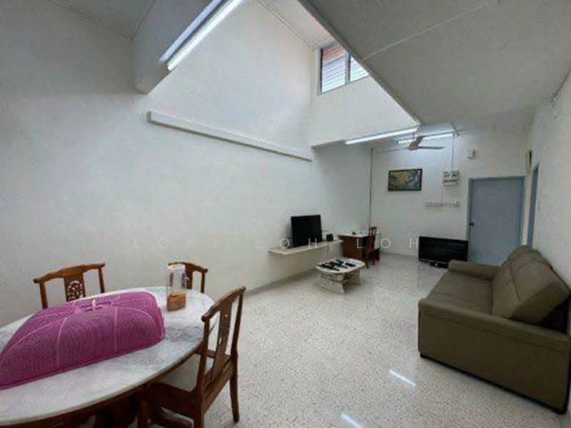 Rumah Teres 1 Tingkat untuk Disewa di Taman Sri Melati (Selayang) - Loki Loh Loh - Living Room - PropertyGuru.com.my