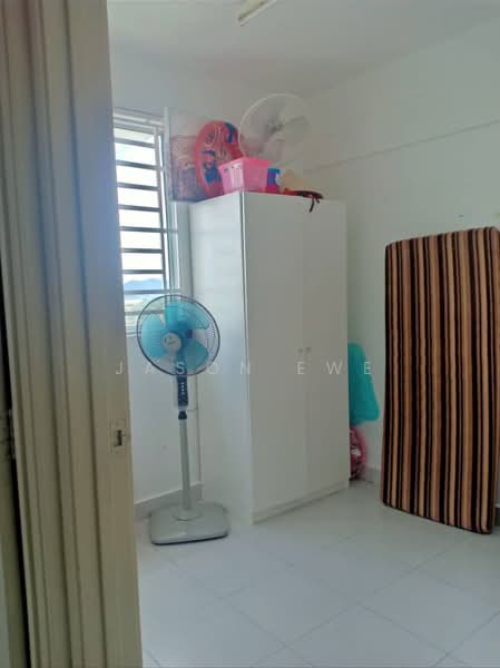 Pangsapuri untuk Dijual di Centrio Avenue - Jason Ewe - Bedroom - PropertyGuru.com.my