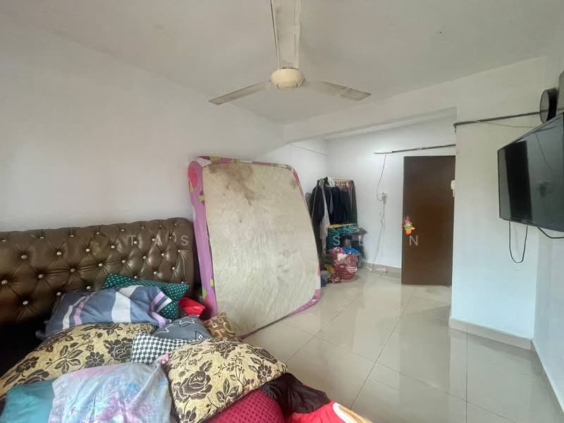 2-storey Terraced House for Sale in Bandar Rinching (Semenyih) - Tasya Ruslan - Bedroom - PropertyGuru.com.my