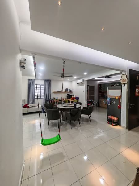 Service Residence for Sale at Koi Kinrara - Gabriel Kong - Living Room - PropertyGuru.com.my