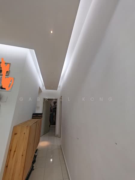 Service Residence for Sale at Koi Kinrara - Gabriel Kong - Corridor - PropertyGuru.com.my