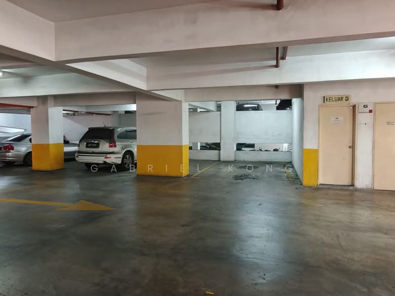 Service Residence for Sale at Koi Kinrara - Gabriel Kong - Car Park - PropertyGuru.com.my