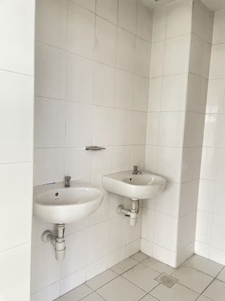 Pejabat untuk Disewa di Ara Damansara (Petaling Jaya) - Suzanne TANG - PropertyGuru.com.my