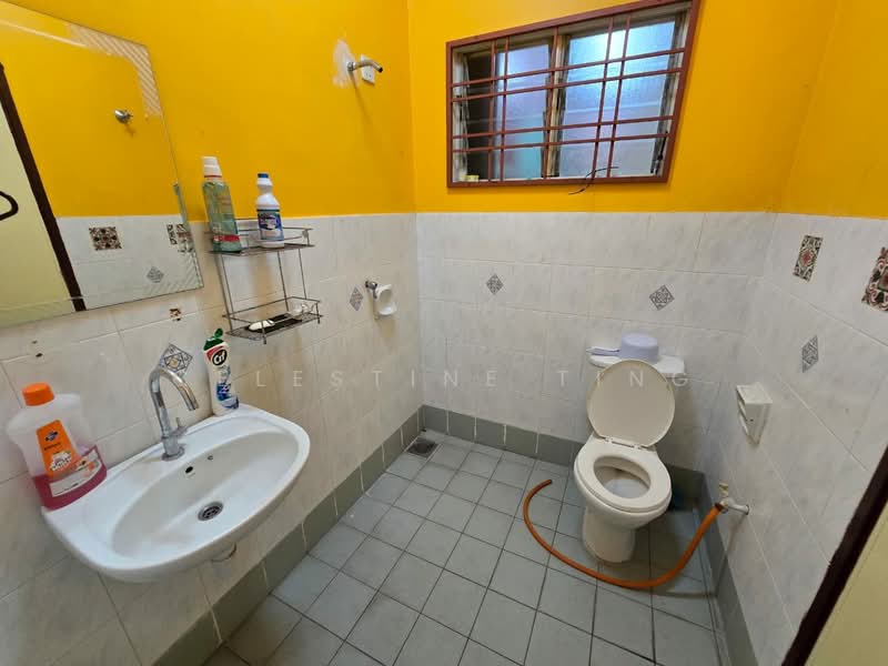 2-storey Terraced House for Sale in Bandar Sunway Semenyih (Semenyih) - Celestine Ting - Bathroom - PropertyGuru.com.my