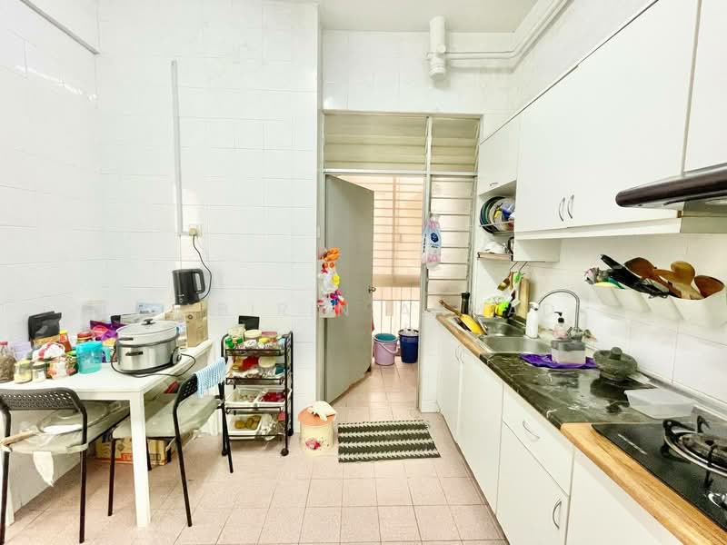 Kondominium untuk Dijual di Casa Mila Victoria - Sabirin Ahmad - Kitchen - PropertyGuru.com.my