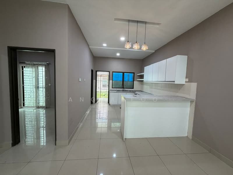 3-storey Terraced House for Rent in Prima Selayang (Selayang) - Angel Foo - Kitchen - PropertyGuru.com.my
