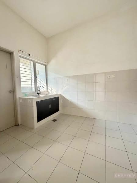Rumah Teres 2 Tingkat untuk Dijual di Bandar Bukit Raja (Klang) - Wai Ann Teng - Kitchen - PropertyGuru.com.my