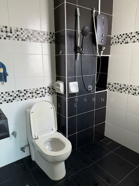 Service Residence for Rent at Sky View - Hong Charng Lee - Bathroom - PropertyGuru.com.my