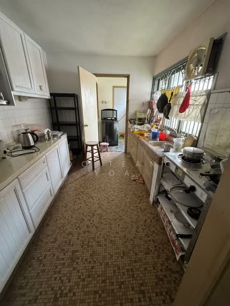 Bungalow for Sale in Taman Tun Dr Ismail (Kuala Lumpur) - Loo Teang Yoa - Kitchen - PropertyGuru.com.my