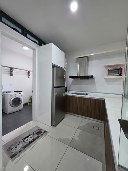 Servis Apartment untuk Disewa di Setia Sky 88 - Michael Yeo - Kitchen - PropertyGuru.com.my