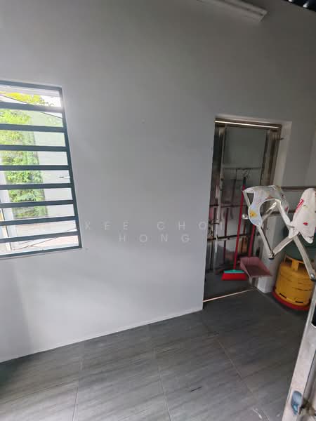 2-storey Terraced House for Sale in Taman Sri Mawar (Sitiawan) - Kee Choi Hong - Interior - PropertyGuru.com.my
