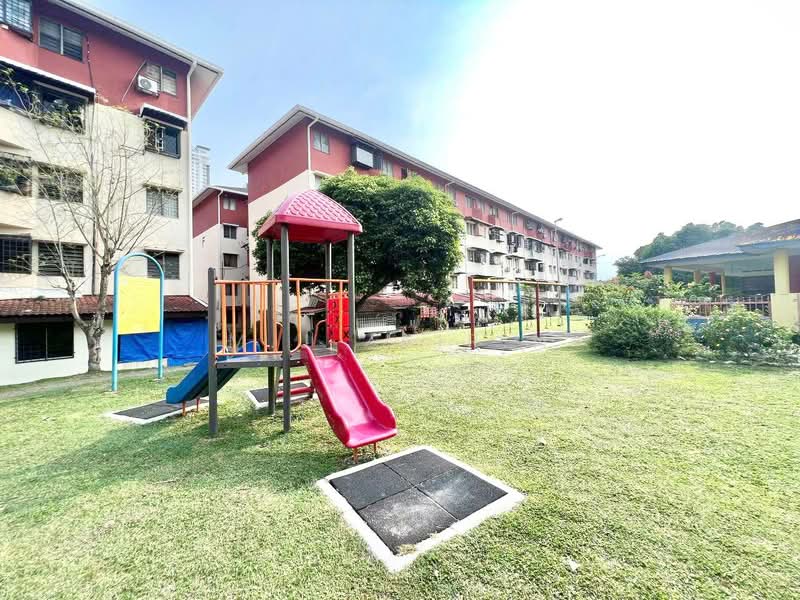 Rumah Flat untuk Dijual di Inai - M.J Zairin - Exterior - PropertyGuru.com.my