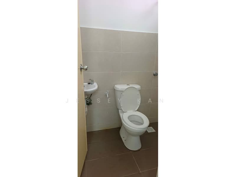 Rumah Berkembar untuk Disewa di Kuantan (Pahang) - Jessey Kan - Bathroom - PropertyGuru.com.my