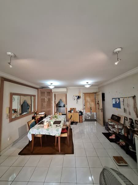 Condominium for Sale at Mont Kiara Pelangi - Nurain Rosman - Dining Room - PropertyGuru.com.my