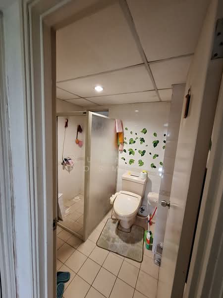 Condominium for Sale at Mont Kiara Pelangi - Nurain Rosman - Bathroom - PropertyGuru.com.my