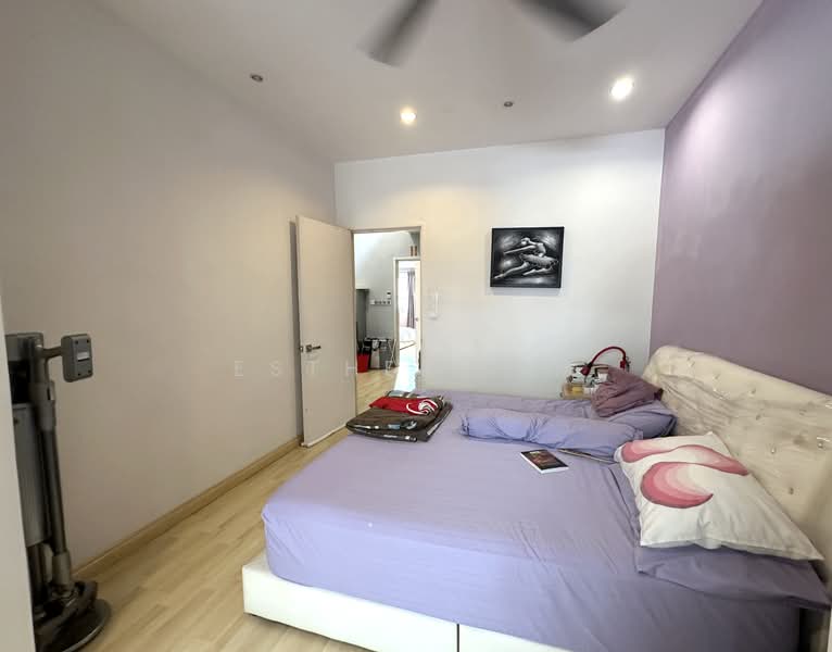 2-storey Terraced House for Sale in Seri Utama Damansara (Kota Damansara) - Esther Lim - Bedroom - PropertyGuru.com.my