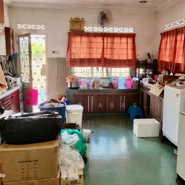Rumah Teres 2 Tingkat untuk Dijual di Keramat (Kuala Lumpur) - Amir Abas - Kitchen - PropertyGuru.com.my