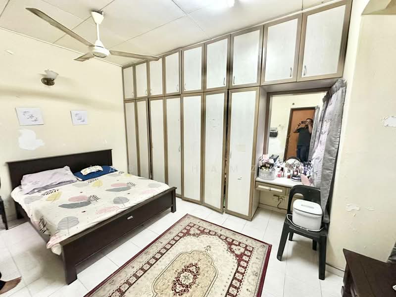 2-storey Terraced House for Sale in Seksyen 7 (Shah Alam) - Nabil Hamzah - Bedroom - PropertyGuru.com.my