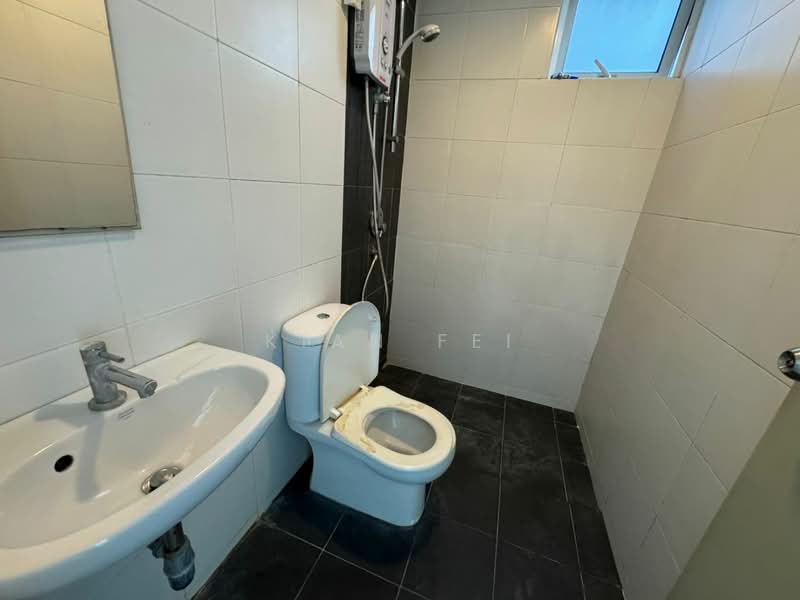 Servis Apartment untuk Disewa di Pacific Place - Kian Fei - Bathroom - PropertyGuru.com.my