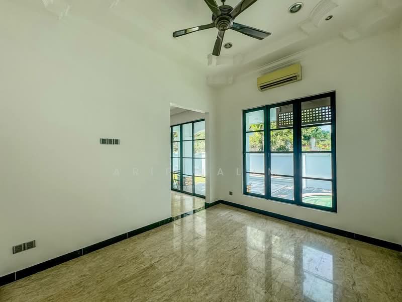 Bungalow for Sale in Ara Damansara (Petaling Jaya) - Arif Halim Halim - Living Room - PropertyGuru.com.my