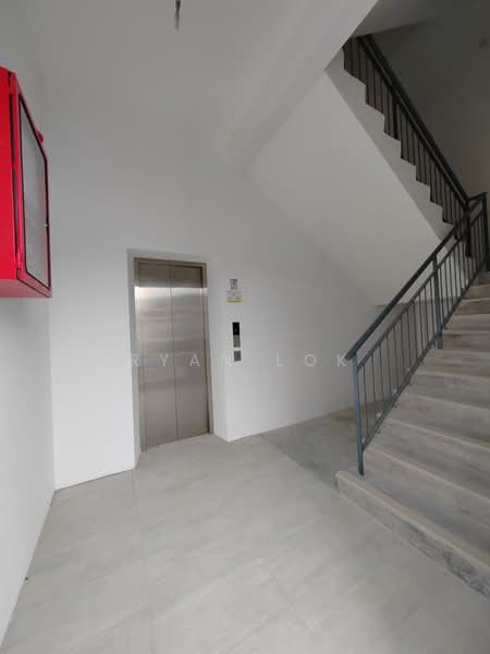 Kilang untuk Disewa di Pulau Carey (Selangor) - Ryan Lok - Entrance - PropertyGuru.com.my