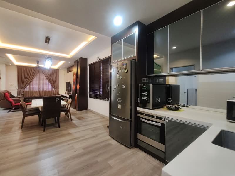 2-storey Terraced House for Sale in Setia Indah (Setia Alam) - PM Ling Ling - Kitchen - PropertyGuru.com.my