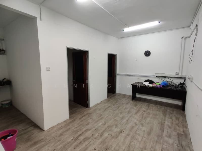 Kilang Berkembar untuk Dijual di Serdang (Seri Kembangan) - Dennis Chang - Interior - PropertyGuru.com.my