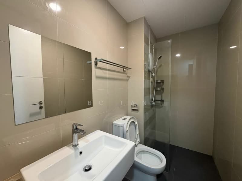 Servis Apartment untuk Disewa di United Point (Residensi Berpadu) - BC TAN - Bathroom - PropertyGuru.com.my