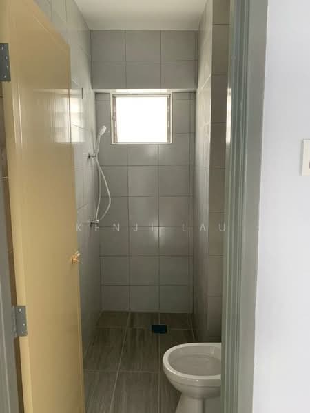 Apartment for Sale at Plaza 393 - Kenji Lau - Bathroom - PropertyGuru.com.my