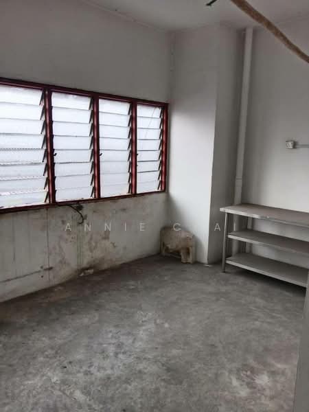 Shop for Sale in Taman Senai Utama (Kulai) - Annie Chai - Interior - PropertyGuru.com.my