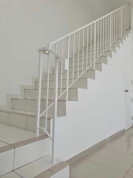 Rumah Berkembar untuk Dijual di Eco Grandeur (Puncak Alam) - Nazri Hassan - Interior - PropertyGuru.com.my