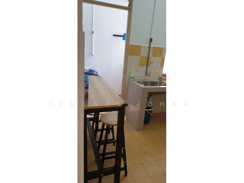 Pangsapuri untuk Dijual di Mentari Court - Ferdaus Johar - Kitchen - PropertyGuru.com.my