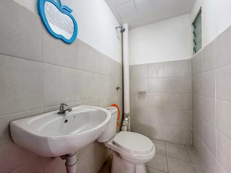 Pangsapuri untuk Dijual di D'Kristal - Arif Halim - Bathroom - PropertyGuru.com.my